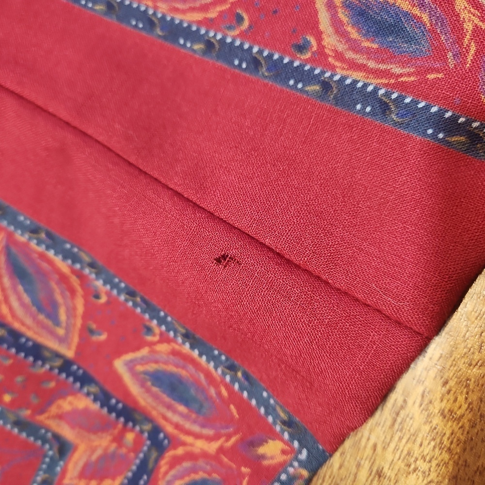 RED LONG SKIRT M/L - Picture 12 of 17